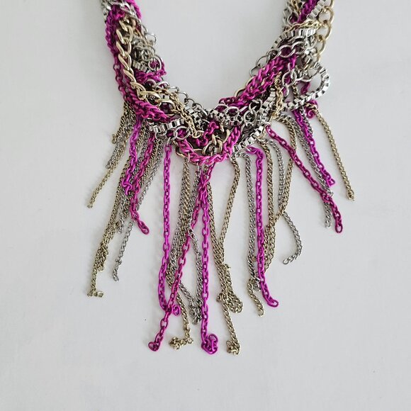 GORGEOUS MULTI CHAIN LINK NECKLACE! - Picture 2 of 4